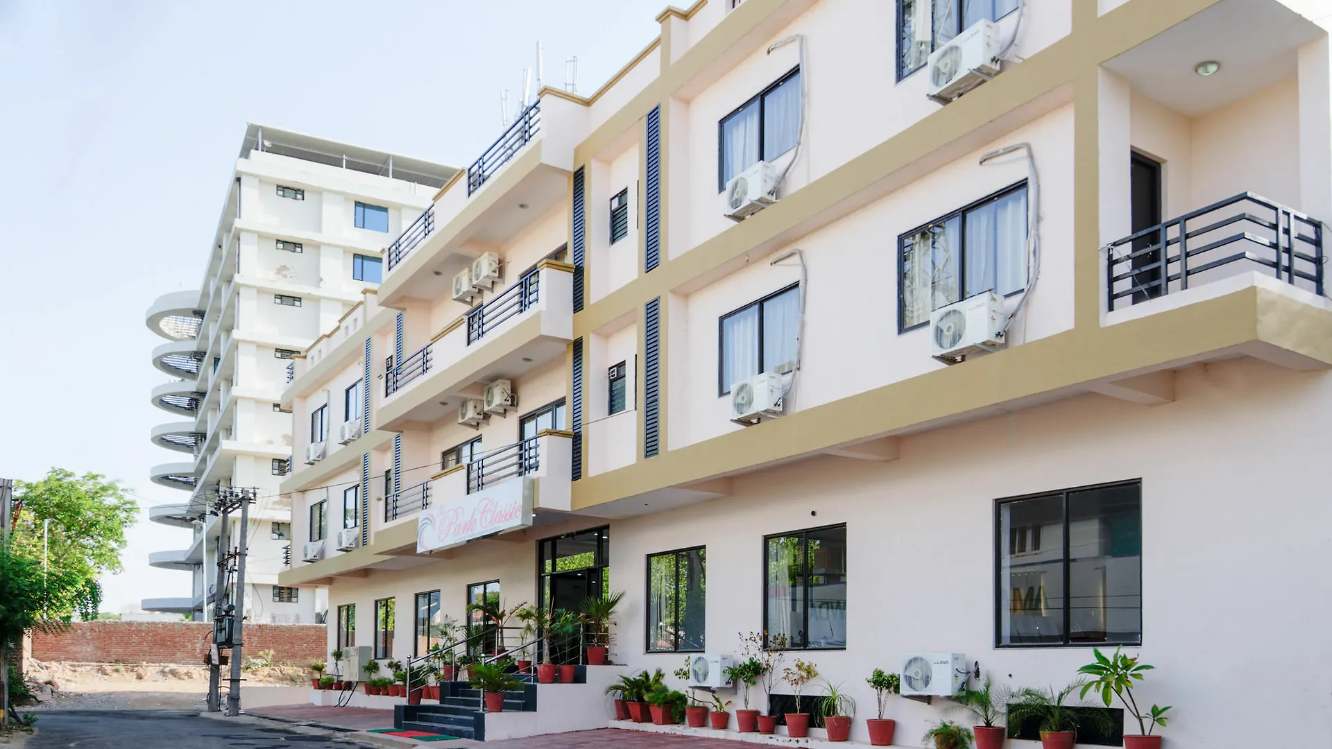 *** Hotel The Park Classic Udaipur India